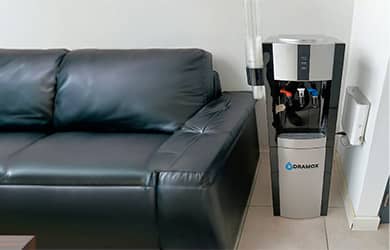 Dispensador de agua eléctrico
